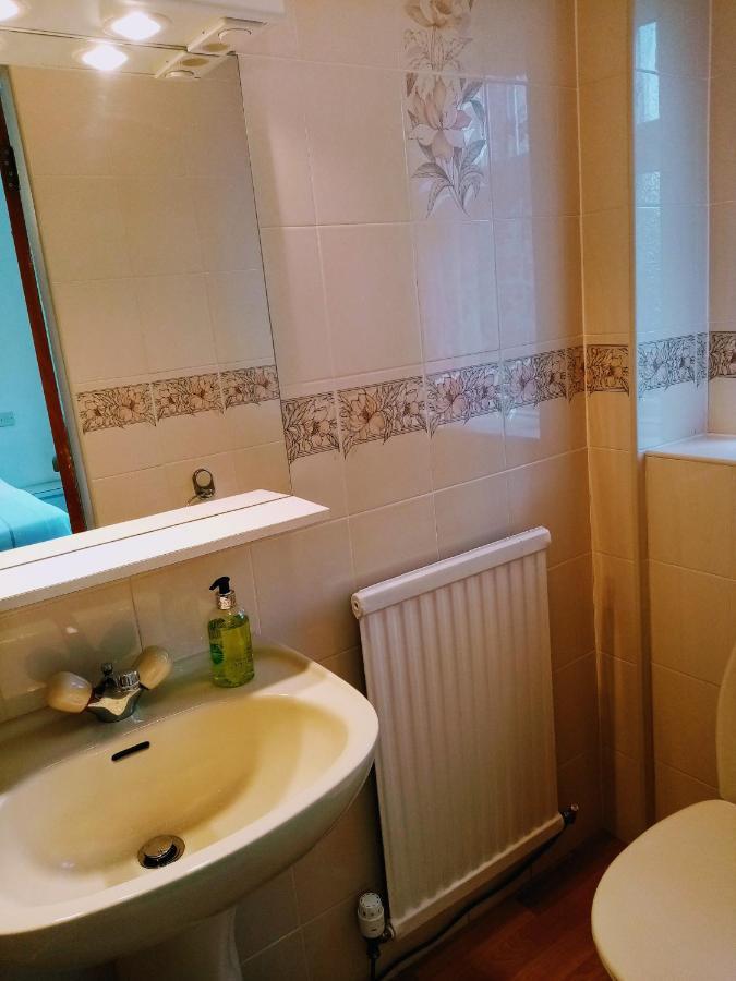 The Laurels Guest House Blairgowrie and Rattray ภายนอก รูปภาพ