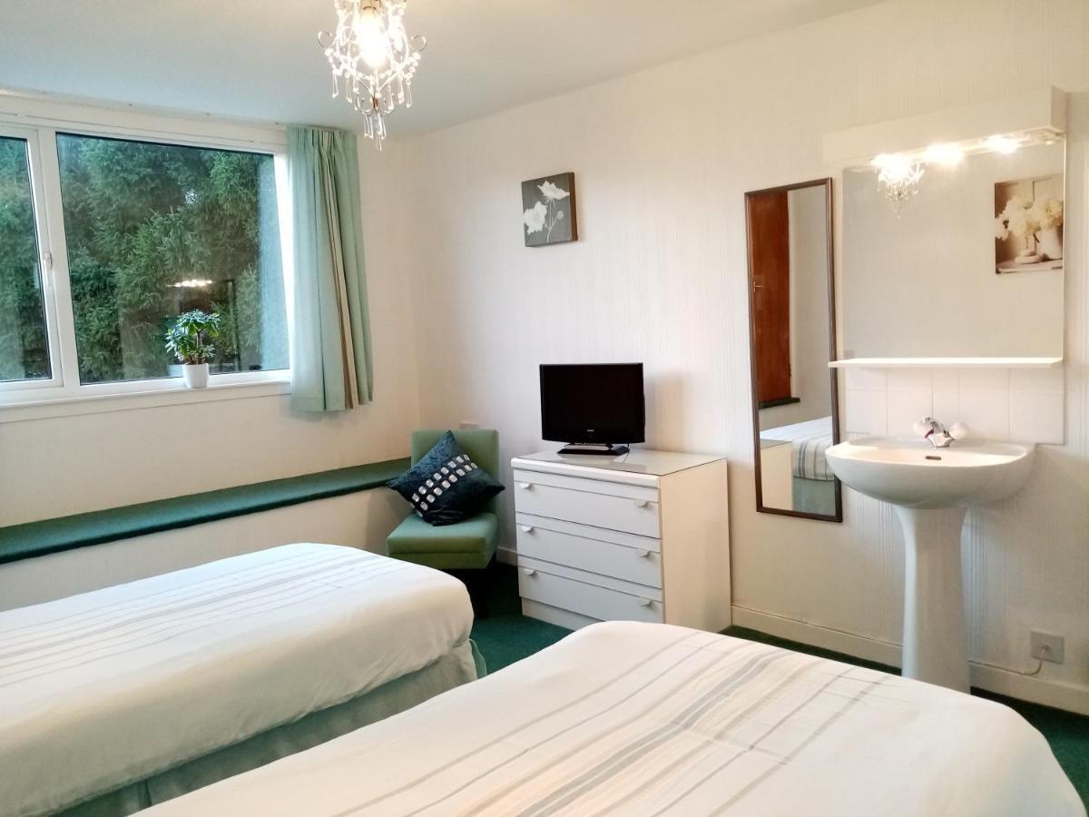 The Laurels Guest House Blairgowrie and Rattray ภายนอก รูปภาพ