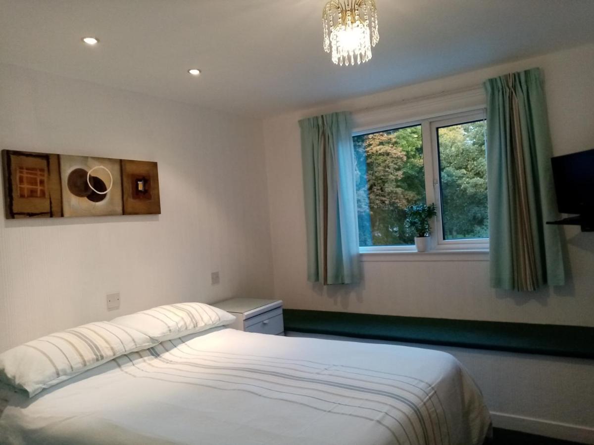 The Laurels Guest House Blairgowrie and Rattray ภายนอก รูปภาพ